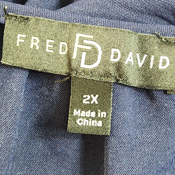 FRED DAVID Beautiful Navy Blouse - Picture 8 of 8